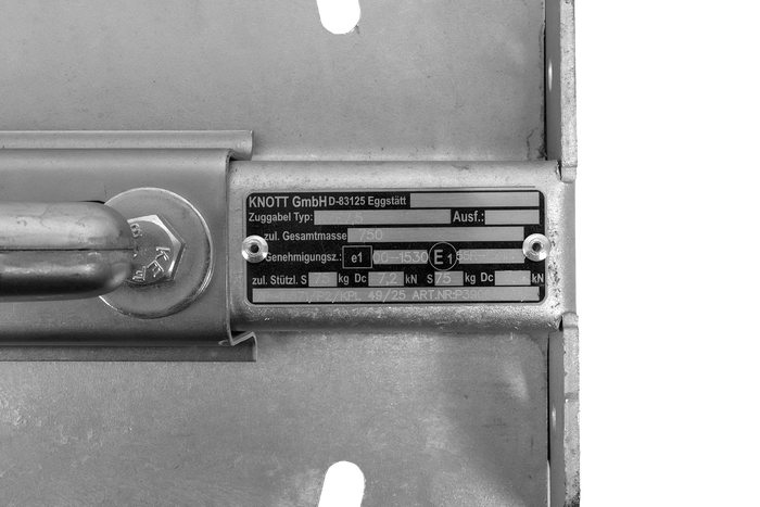 KNOTT K7.5-H+KZE7.5 kuulhaakeseade 750 kg haagisele V-tüüpi veotiisliga